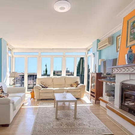 Ático Duplex Superlujo 220 M2 Appartamento